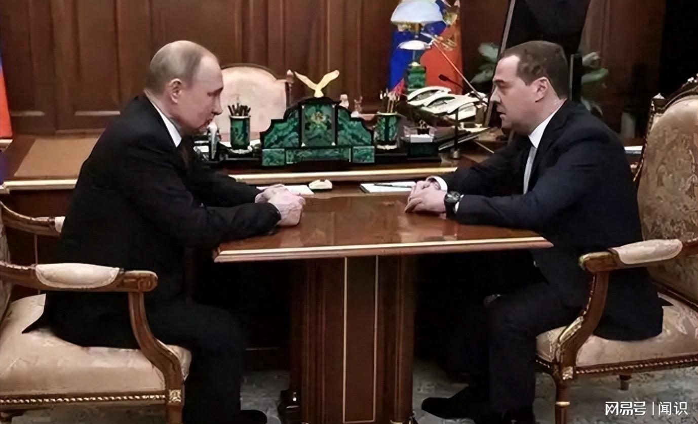 开云app官网下载-当了25年总统的普京，终于选定了接班人？曾从棕熊口中救了普京